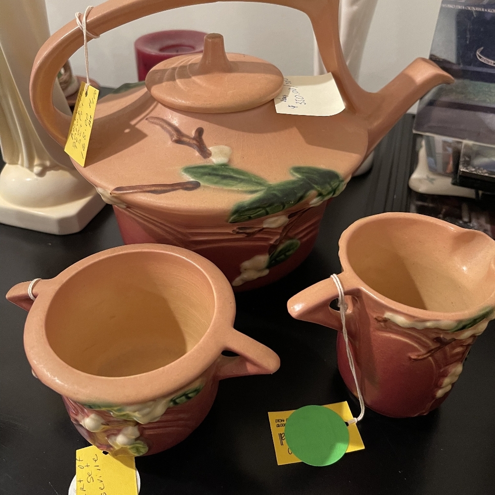Elegant Ceramic Tea Set with Floral Design